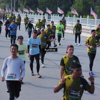 Runner Photo 7177464