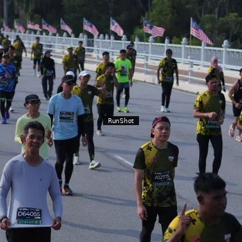 Runner Photo 7177470