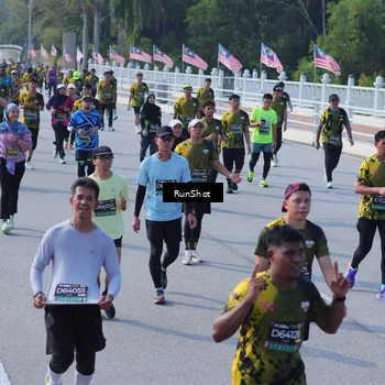 Runner Photo 7177509
