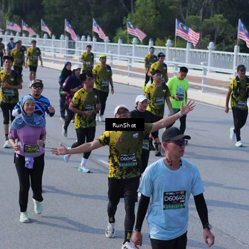 Runner Photo 7177528