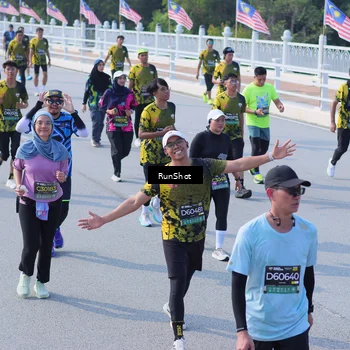 Runner Photo 7177531