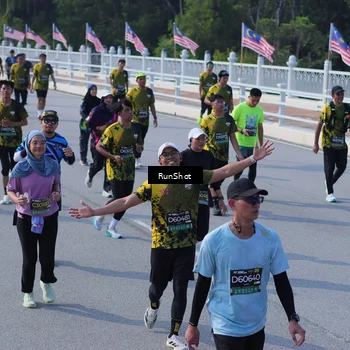 Runner Photo 7177537