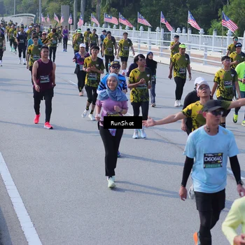 Runner Photo 7177542