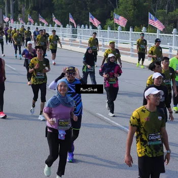Runner Photo 7177543
