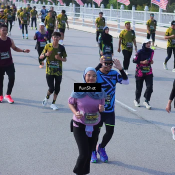 Runner Photo 7177549