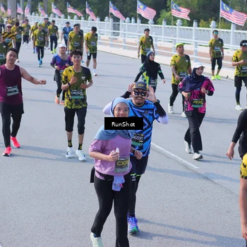 Runner Photo 7177551