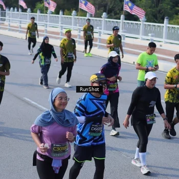 Runner Photo 7177560