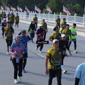 Runner Photo 7177565