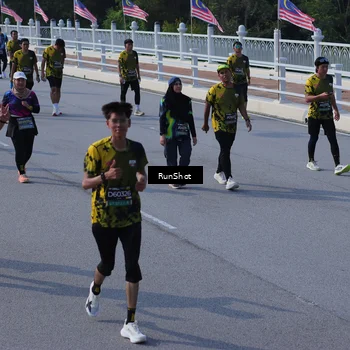 Runner Photo 7177573