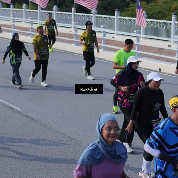 Runner Photo 7177576