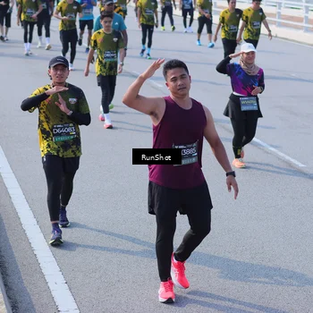Runner Photo 7177590
