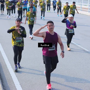 Runner Photo 7177592
