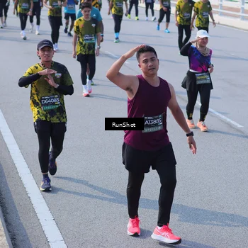Runner Photo 7177596