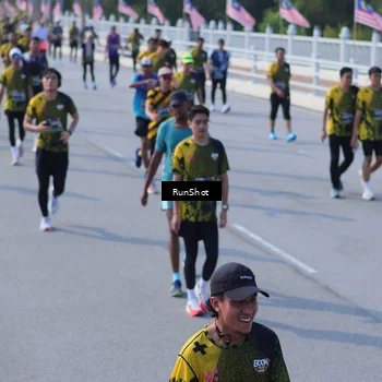 Runner Photo 7177624