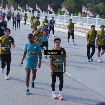 Runner Photo 7177634
