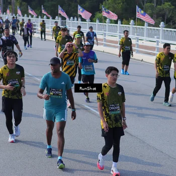 Runner Photo 7177635
