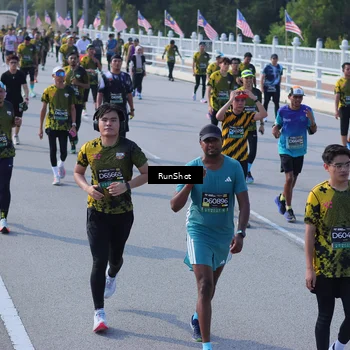 Runner Photo 7177645