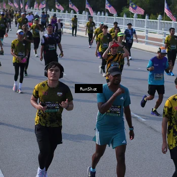 Runner Photo 7177648