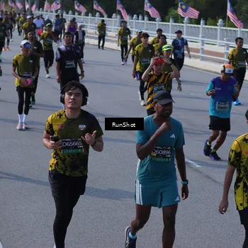 Runner Photo 7177650
