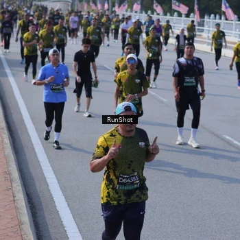Runner Photo 7177667