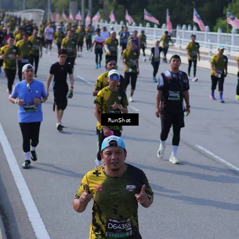 Runner Photo 7177676