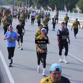 Runner Photo 7177680