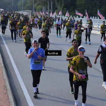 Runner Photo 7177684