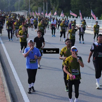 Runner Photo 7177695