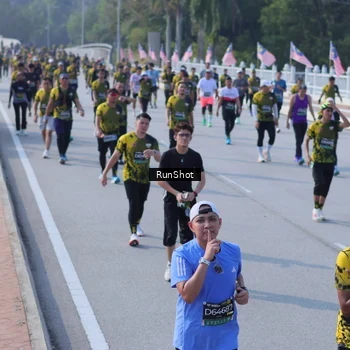Runner Photo 7177707