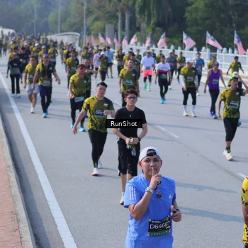 Runner Photo 7177708