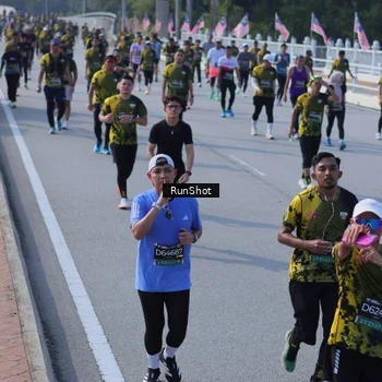 Runner Photo 7177715