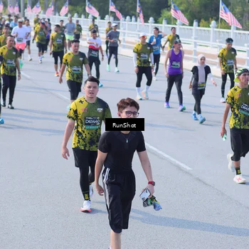 Runner Photo 7177736