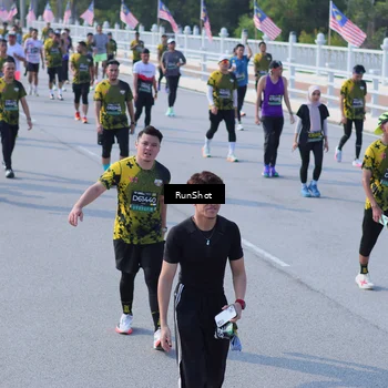 Runner Photo 7177737