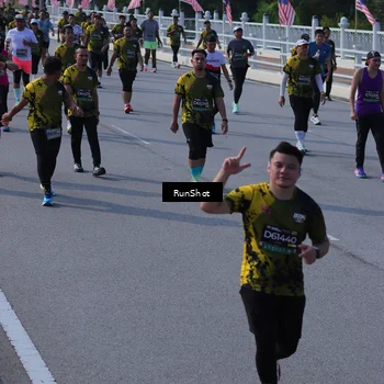 Runner Photo 7177743