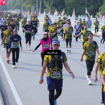 Runner Photo 7177840