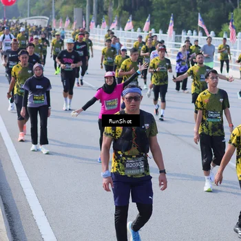 Runner Photo 7177846