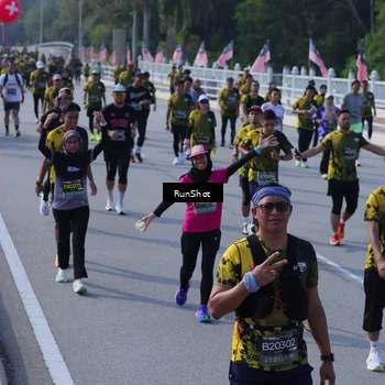 Runner Photo 7177851
