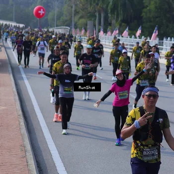 Runner Photo 7177855