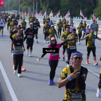 Runner Photo 7177861