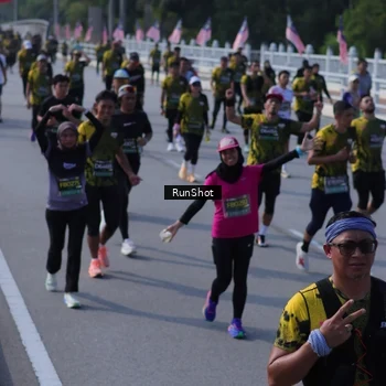 Runner Photo 7177869