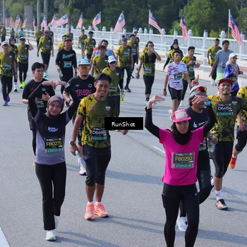 Runner Photo 7177881