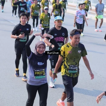 Runner Photo 7177888