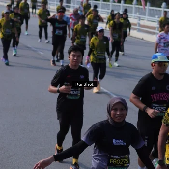 Runner Photo 7177892