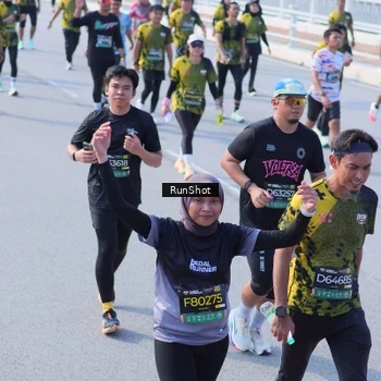 Runner Photo 7177893