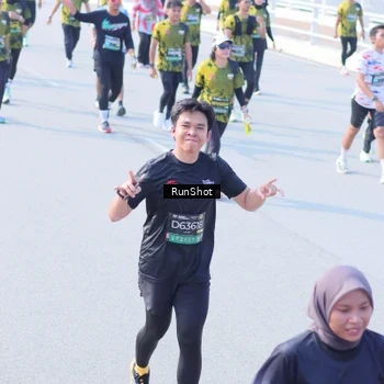 Runner Photo 7177902