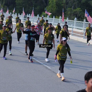 Runner Photo 7177907