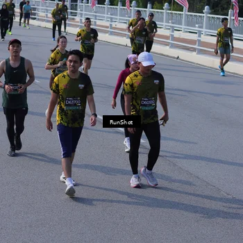 Runner Photo 7178244