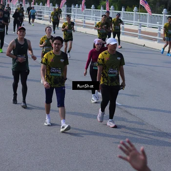 Runner Photo 7178257