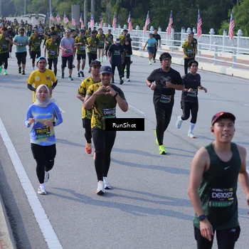 Runner Photo 7178308