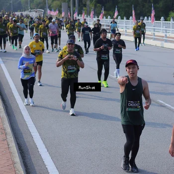 Runner Photo 7178312